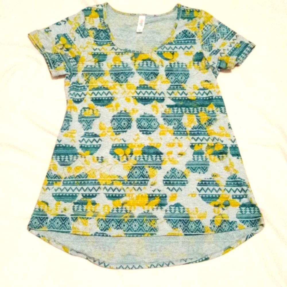 Women's XS LULAROE SCOOP NECK TOP